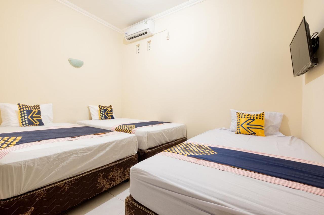 Spot On 2419 Rumah Nugraha Hotel Syariah Yogyakarta Exterior foto